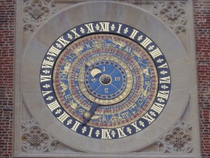 The clock in Hampton's inner court