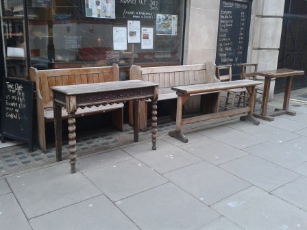 Seriously, I'm feeling the urge for some ecclesiastically themed redecorating! 